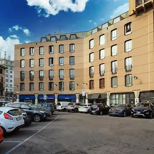  Apartment Duomo Luxury Viii