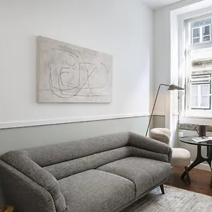 Downtown Flat With Design And Comfort At Downtown Lisbon