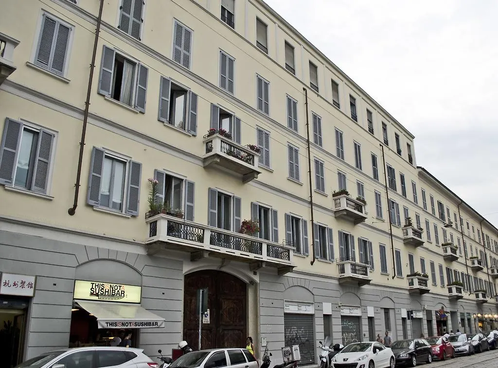 Porta Garibaldi Apartment Milan